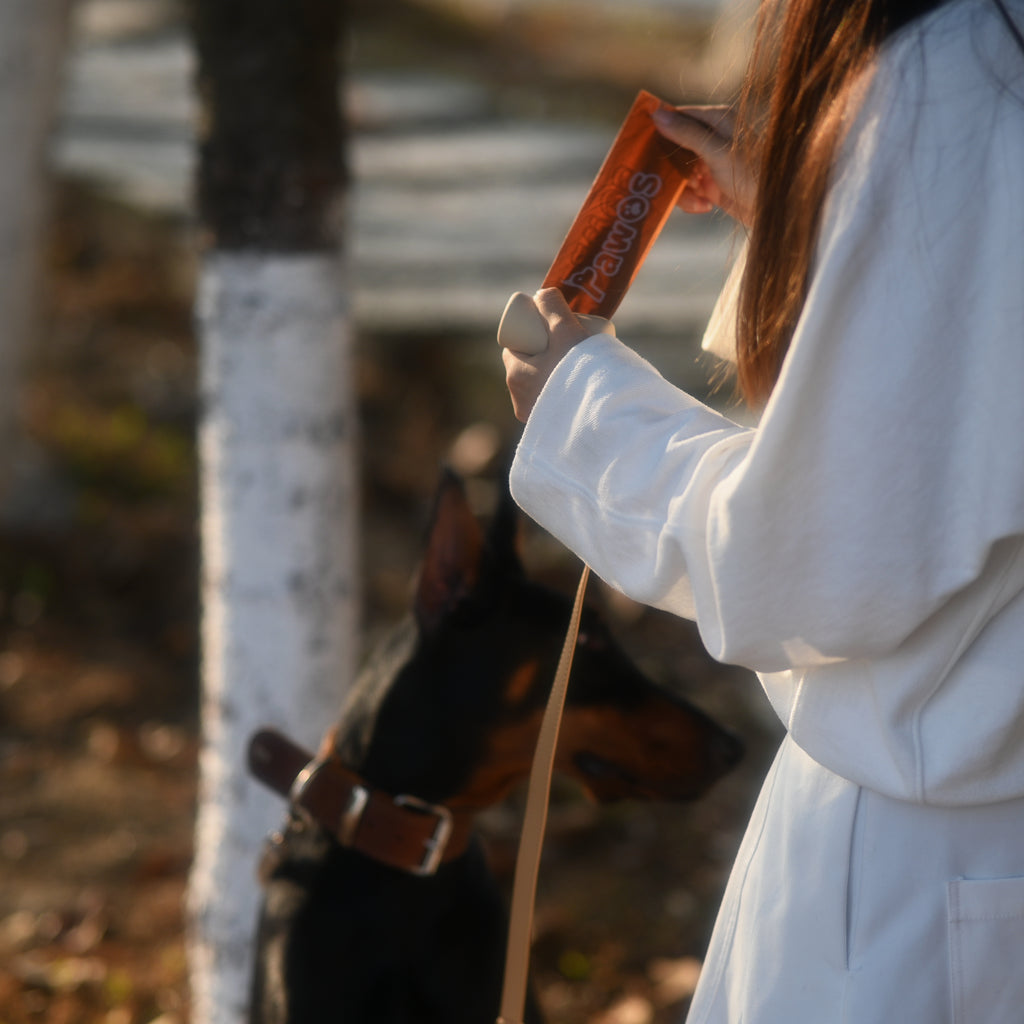 The Pawos CARRY SYSTEM™ Dispenser